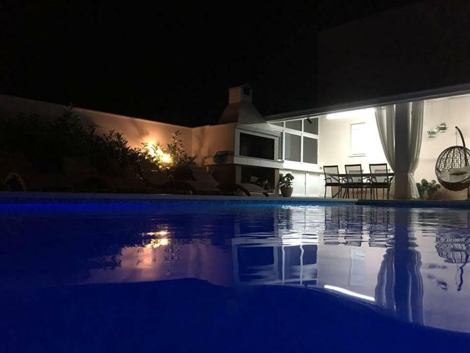 Villa Perlla Σπλιτ Εξωτερικό φωτογραφία